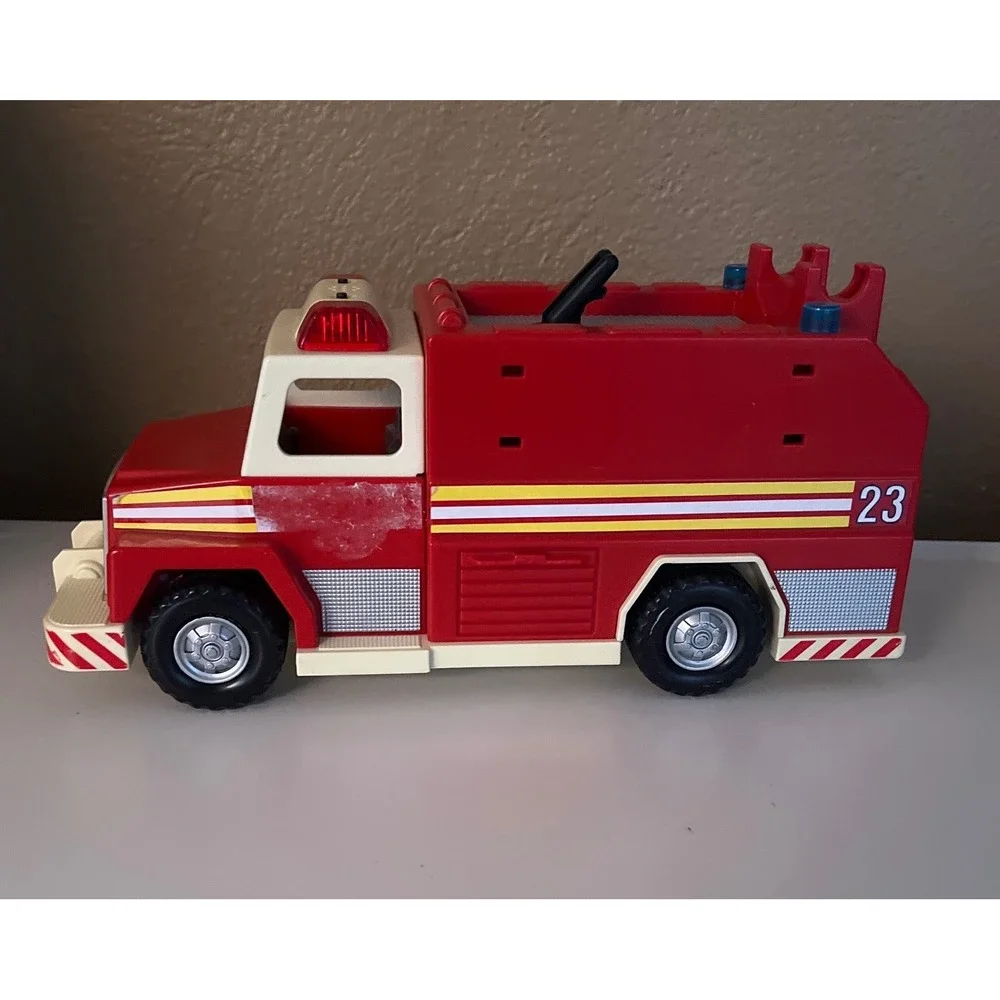 Playmobil 2008 Vintage Fire Truck‎ Lights Sound City Action